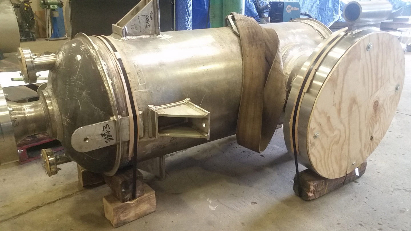 stainlessvessel_detailed stainless steel vessel at Alps Welding in a detailed look
